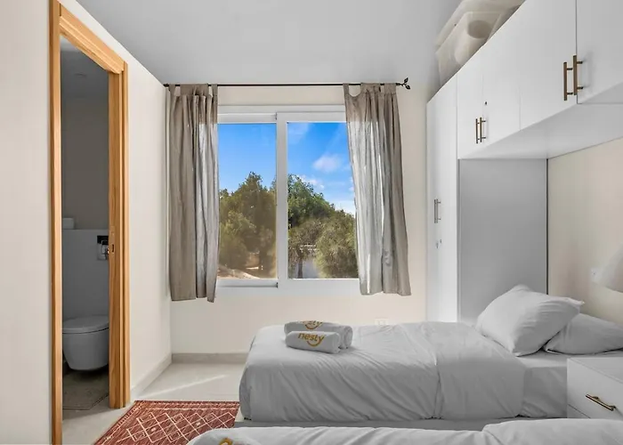 The Sandy Feet Part Ii - Nesty Hospitality فيلة