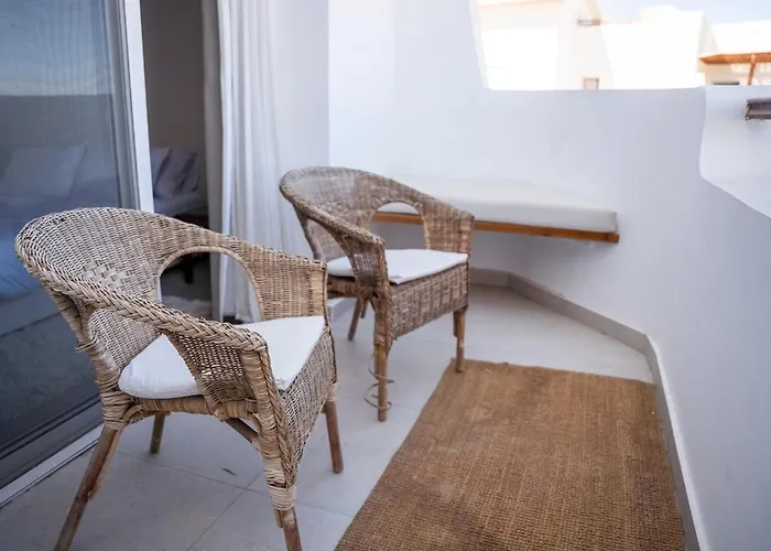The Sandy Feet Part Ii - Nesty Hospitality Villa